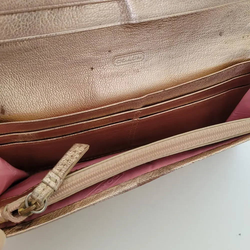Coach Wallet Envelope Beige Rose Pink Gold Large Signature Canvas Leather‎ Logo